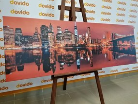 Stampa su tela – Riflesso di Manhattan nell'acqua