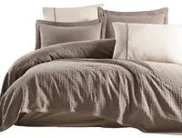 Copriletto matrimoniale con lenzuolo e federe beige Tarte