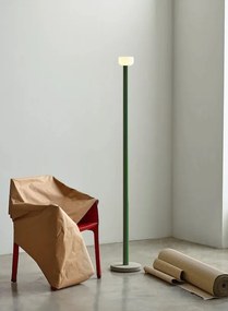 Flos Bellhop Floor Lampada da pavimento H.178 a luce indiretta con base in cemento vetro bianco lucido e alluminio verde