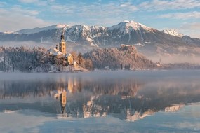 Carta da parati – Chiesa sul lago Bled in Slovenia