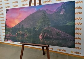 Quadro su tela – Tramonto sul paesaggio montano
