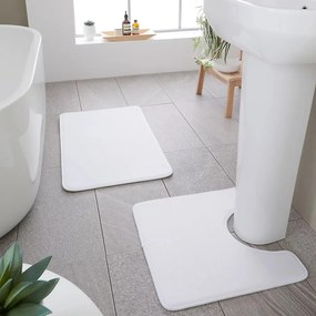 Set di tappetini per il bagno bianchi in memory foam 2 pz per WC 50x80 cm Anti-Bacterial – Catherine Lansfield