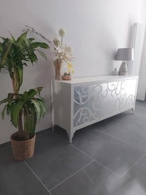 Credenza da 180 cm  in legno bianco decorata argento