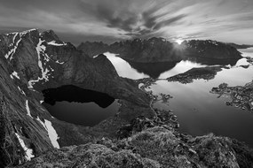 Carta da parati – Panorama montano in bianco e nero