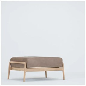 Poggiapiedi in pelle di bufalo marrone chiaro con struttura in rovere massiccio Fawn - Gazzda