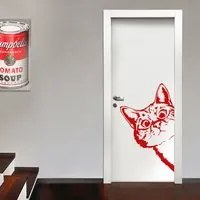 GATTO CURIOSO - Adesivo murale wall sticker in vinile 55x90 cm Colore: Rosso