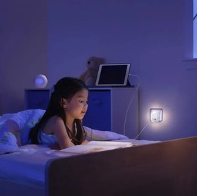 Ledvance- Lampada notturna LED con sensore e spina integrata e USB LUNETTA LED/12,5W/230V