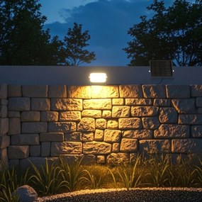 Faro ad Energia solare con Telecomando 9600 Lumen