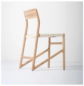 Sedia da pranzo in legno massiccio di quercia con seduta bianca Fawn - Gazzda