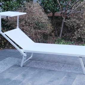 Lettino senza cuscino Basic in alluminio grigio e seduta bianco