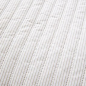 Copriletto beige con rivestimento trapuntato 220x230 cm Stripe – Catherine Lansfield