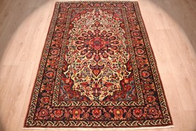 Bakhtiar Tappeto 210x140 (Iran) Annodato A Mano