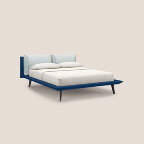 Petra letto di design bicolore con cuscini in piuma, piedini in mogano e tessuto impermeabile bicolore T11 e T06 blu - ghiaccio