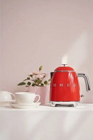 Bollitore rosso in acciaio inox 800 ml Retro Style - SMEG