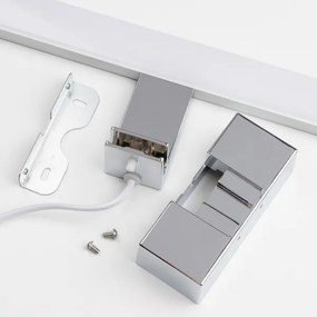 Brilagi - Specchio da bagno con luce LED VESTRA, 6W/230V, 30 cm, IP44, cromato