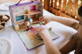 Tinyly - Bluchka & Indie + casetta