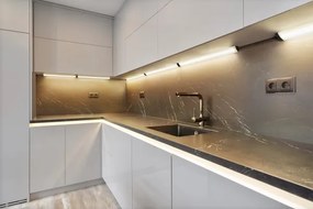 Osram-LED lampada sottopensile dimmerabile con sensore LINEAR ANGLE LED/7,5W/230V 55 cm nera