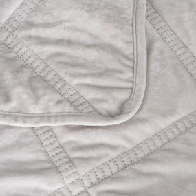 Copriletto color crema in velluto con rivestimento trapuntato 230x260 cm – Ixia