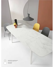 Tavolo allungabile 240 cm con base metallo e piano effetto marmo Bianco COSMO