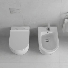 Sedile termoindurente per wc traslato con chiusura rallentata – Osaka