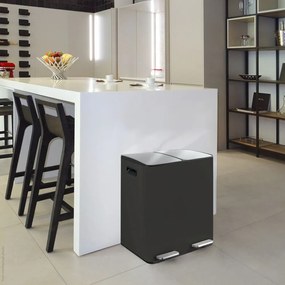 Cestino per la spazzatura nero opaco in acciaio per raccolta differenziata/con pedale 2x20 l Aliya – Spirella