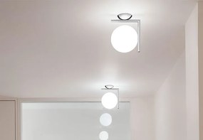 Flos IC Lights Ceiling/Wall 2 Lampada 30 cm da parete/soffitto a luce diffusa in vetro opalino bianco e ottone nero