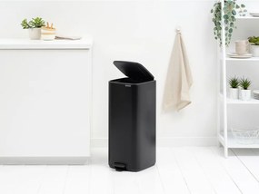 Cestino per la spazzatura nero opaco in acciaio con pedale 30 l Bo – Brabantia