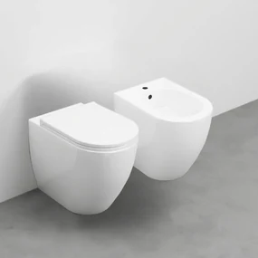 Coppia Di Sanitari a Terra Senza Brida Ceramica Cielo "Smile 53" Bianco Lucido
