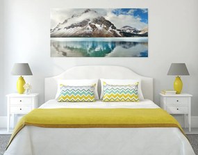 Quadro su tela – Lago vicino a una splendida montagna