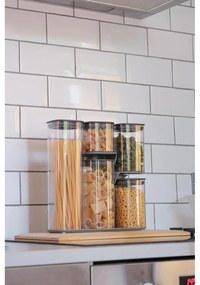 Vasetti per alimenti in set da 5 Podium - Joseph Joseph