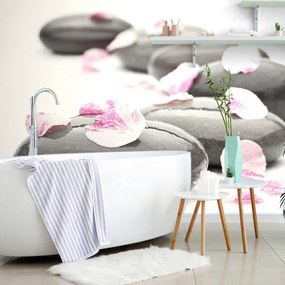 Carta da parati – Pietre del benessere con petali