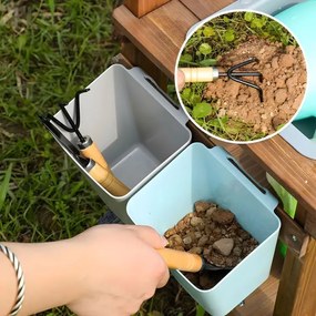 Cucina per bambini in legno di abete con accessori