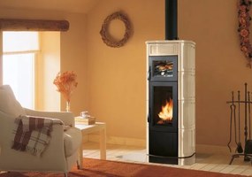 Palazzetti Elisa Stufa A Legna con Forno Con Rivestimento in ceramica Beige