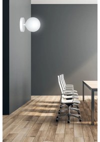 Applique 1 Luce Rama In Acciaio Bianco A Bracci E Sfera In Vetro Opalino