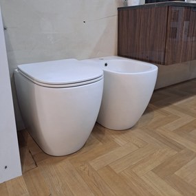 Coppia Di Sanitari a Terra Senza Brida Nic Design "Pin" Bianco Opaco
