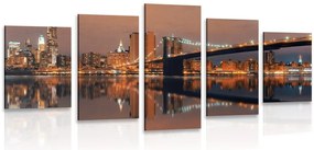 Quadri 5 pezzi – Riflesso di Manhattan nell'acqua