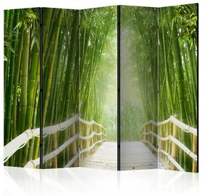 Paravento Mondo Magico del Verde II - Ponte di legno in foresta di bambù