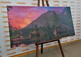 Quadro su tela – Tramonto sul paesaggio montano
