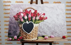 Stampa su tela – Tulipani rossi in cesto di legno