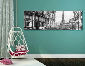 Stampa su tela – Vista sulla Torre Eiffel dalla strada di Parigi in bianco e nero
