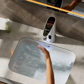 Scaldabagno touch 3000W/230V IPX4 con sensore e display LED bianco