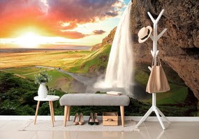 Carta da parati autoadesiva – Cascata maestosa in Islanda