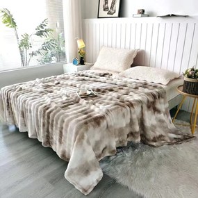 Copriletto beige in micropile 150x200 cm Victory – My House