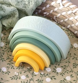 A Little Lovely Company - arcobaleno montessoriano impilabile - verde e giallo