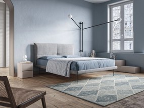 Akiko letto imbottito con piedi alti in metallo in tessuto impermeabile T02 grigio chiaro