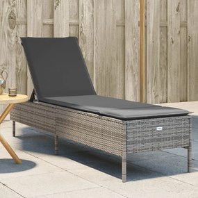 Lettino prendisole con cuscino grigio in polyrattan