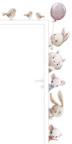 Adesivi murali - Animali acquerellati intorno alla porta della camera dei bambini | Inspio