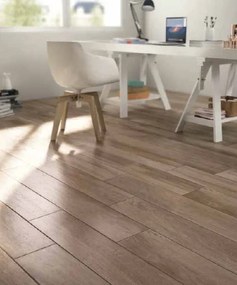 Ragno Woodplace pavimento 20x120 effetto parquet gres fine porcellanato colorato in massa cognac