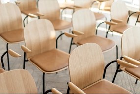 Sedie da pranzo in set marrone cognac/di colore naturale con effetto rovere con braccioli/impilabili 2 pz Book – Gazzda