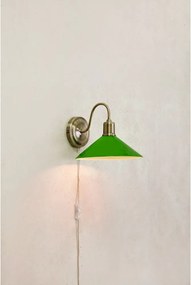 Lampada da parete verde e color ottone Vela – Markslöjd